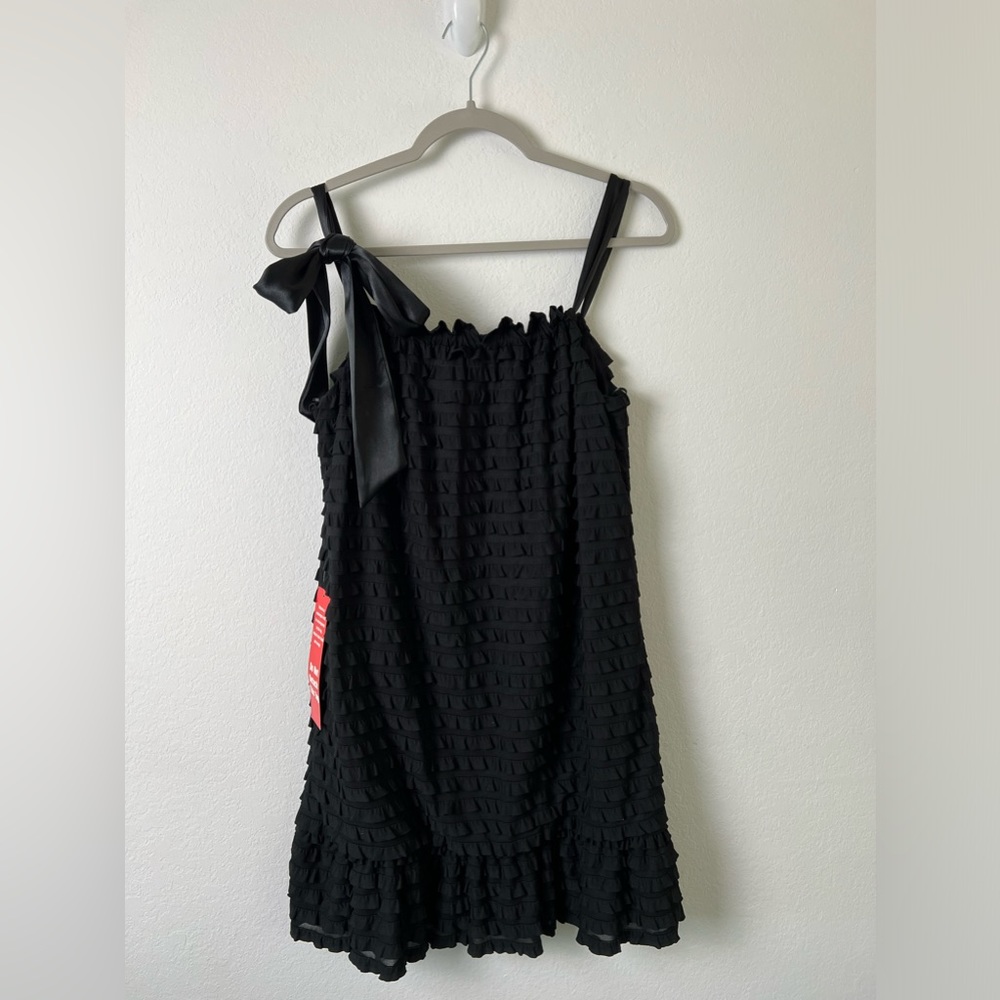 AUW Black Ruffled Mini Dress